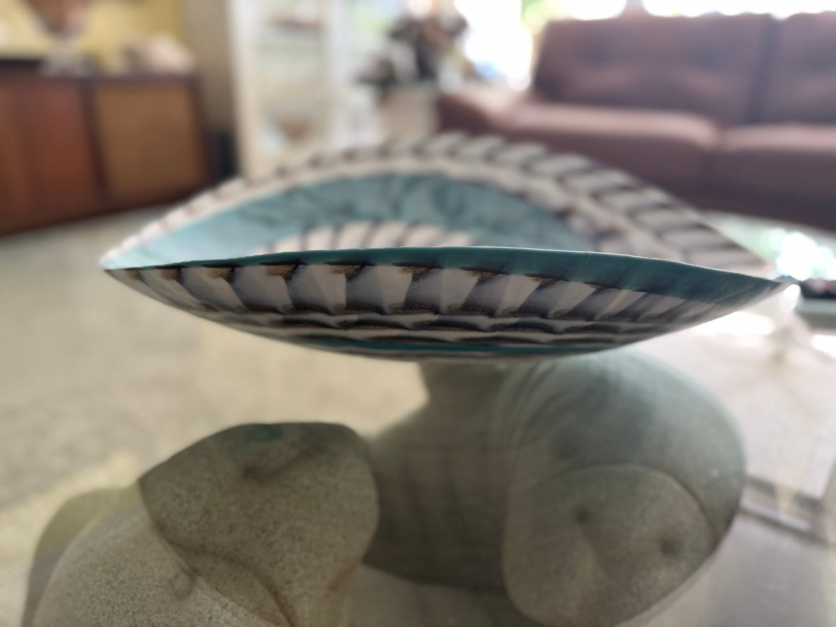 Art Glass Nautical Sea Shell Decorative Bowl