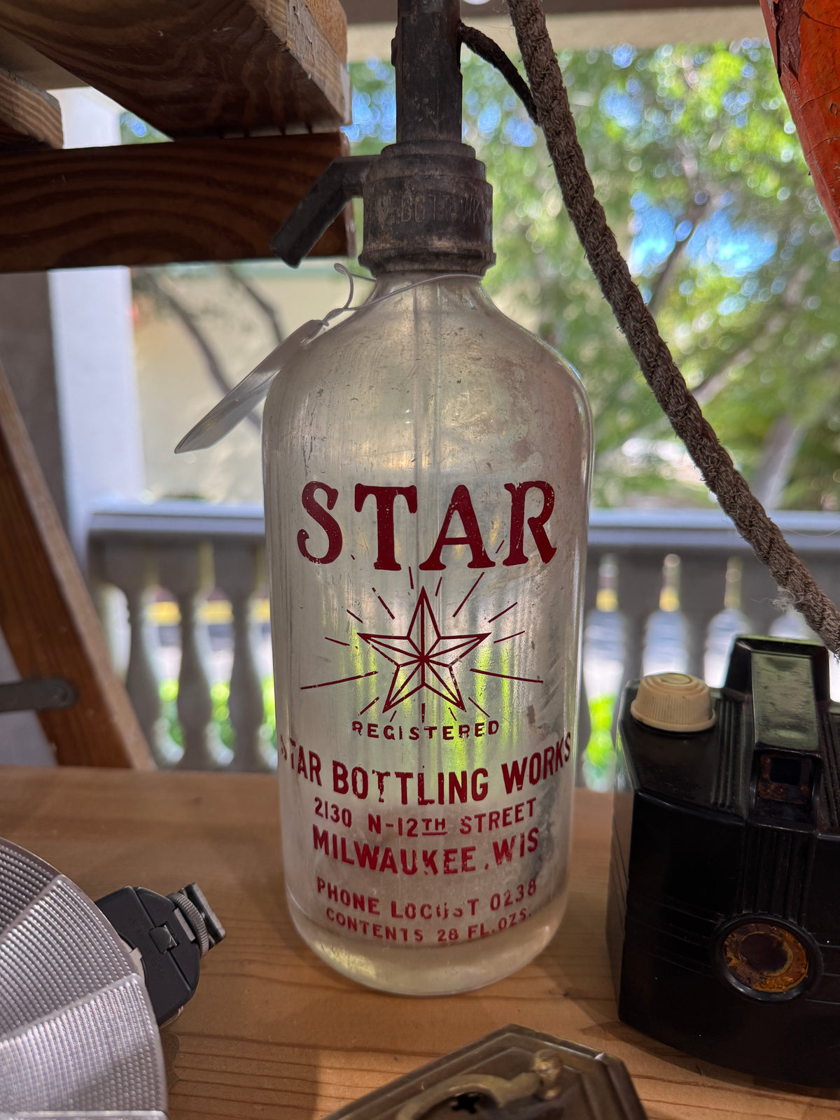 Vintage Seltzer Soda Water Bottle Star Bottling Works Milwaukee Wisconsin Red
