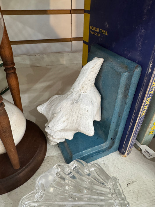 Shell Bookends - Cast Iron Vintage