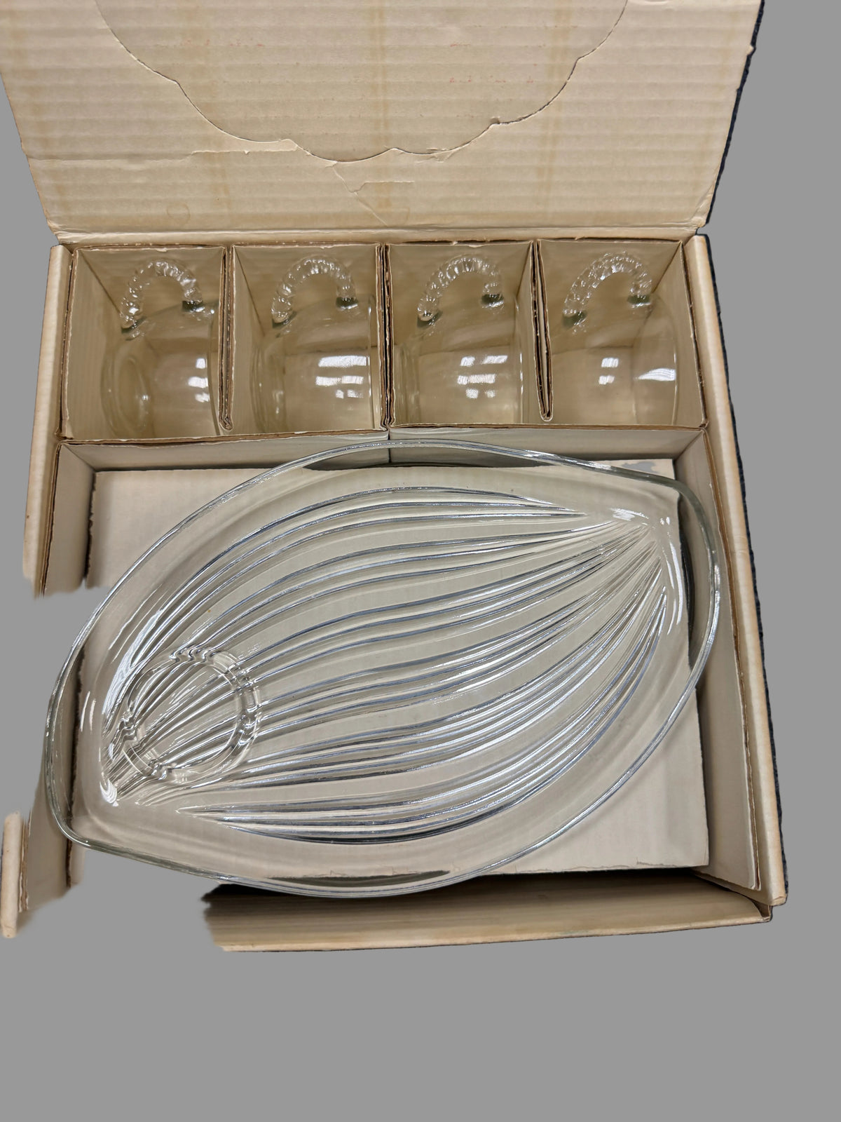 Federal Glass Hawaiian Snack Set