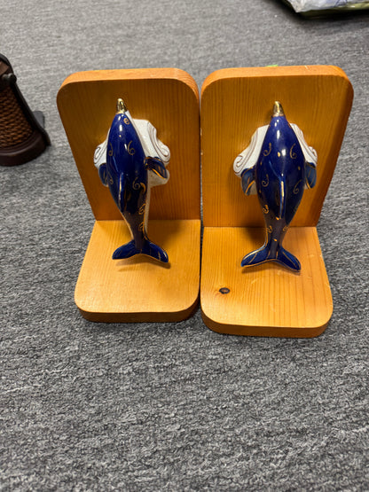 Dolphin Book Ends